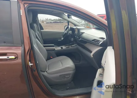 2021 Toyota Sienna Xle z USA, uszkodzony, nr VIN 5TDYRKEC2MS064504